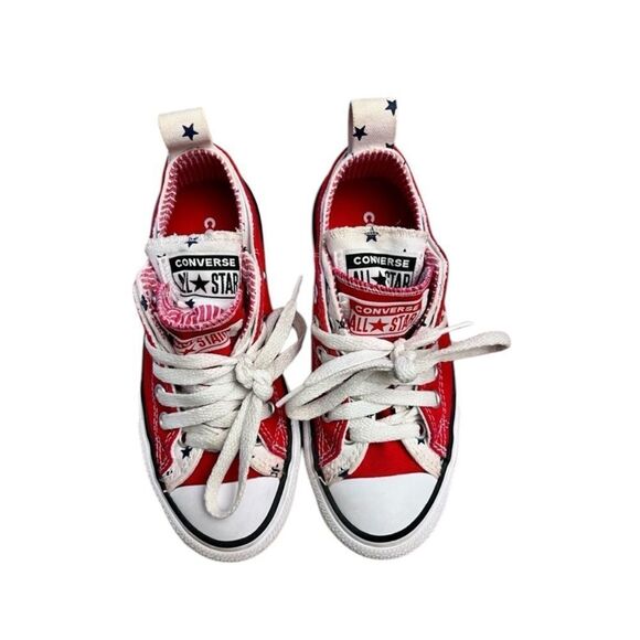 Converse All Star~Classic Low Top Red With Stars Youth Sz 12 (little girls) - Picture 4 of 6